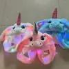 Gorra de felpa con orejas de conejo luminosas para apretar a mano, con bolsa de aire, orejas móviles, gorra de dibujos animados para padres e hijos