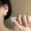 Brincos Exagerados de Dente-de-leão Femininos Leve Luxo High-end Retro Brincos de Fogos de Artifício Nicho Único Elegante Brincos de Zircônia Tendência