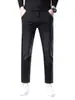 Roupa Masculina Fengshe / Nova Coleção Primavera e Outono 2026 Calça Cropped Versátil Masculina Slim Fit Jeans Stretch Nove Pontos