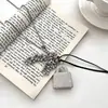 2025 Nuevo Estilo de Blogger Coreano Colgante de Bolsa con Pedrería Collar Largo Accesorio para Mujer Diseño de Nicho Cadena para Suéter