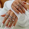 Conjunto de Anéis Femininos Cruzados Criativos Simples de Temperamento Anéis Empilháveis Ajustáveis Abertos com Pedras Strass Inlaid de Alta Qualidade