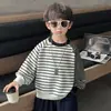 Sudadera Rayada para Niños Estilo Primavera y Otoño 2026 Ropa Nueva para Niños Ropa de Otoño para Niños Top de Bloques de Color Suéter de Cuello Redondo Moderno