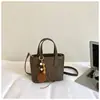Bolso tipo cubo de estilo relajado vintage para mujer, Nuevo modelo Otoño 2026, Bolso de mano de alta calidad y a la moda para ir al trabajo y la vida diaria, Bolso cruzado