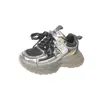 Moda Infantil Zapatos Papá 2026 Primavera Nuevo Estilo Zapatos Deportivos Antideslizantes Transpirables para Niños Zapatos de Malla para Correr para Niñas