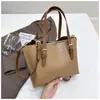 Bolso Pequeño Transfronterizo para Mujer 2026 Nuevo Diseño Retro de Nicho Bolso de Mano Tipo Cubo Bolso de Hombro Cruzado Tejido a la Moda