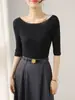 [Mezcla de seda Tencel] Diseño de 25 años, cuello de espiga, ultradelgado, manga corta, moda de verano, top de punto