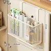 Suporte de plástico para rolo de filme de cozinha, cesta suspensa multi-funcional para temperos sem furar, cesta de armazenamento de cebola, gengibre e alho montada na parede