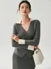 Chique urbano~Suéter de cashmere com blocos de cor e decote V cruzado para mulheres, cardigã de tricô com mangas compridas e corte justo, com gola de lapela