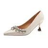 Sapatos de Casamento de Cetim Vestido de Casamento Principal Sapatos de Noiva Xiuhe Duas Formas Strass Casamento Noivado Salto Alto Stiletto Novo Estilo 2026