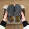 Zapatos Birkenstock Estilo Bosque Celebridad de Internet para Mujer 2026 Nuevos Zapatos de Otoño para Mujer Retro Suela Plana Suela Suave Punta Redonda Zapatos Individuales de Lana