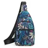 Bolsa de Peito Feminina com Alça Única | Estampa Floral, Oxford Impermeável, Multibolsos