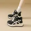 Zapatos de Forrest Gump para Mujer Primavera 2026 Nuevos Zapatos Casuales de Running de Suela Gruesa que Aumentan la Altura Zapatos de Moda Casuales con Retazos para Mujeres Bajitas