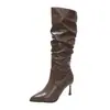 2026 Nuevas Botas Largas de Tacón Alto con Punta Francesa para Mujer Otoño Invierno Nuevo Estilo Botas de Tacón de Aguja Apiladas Versátiles para Figuras Pequeñas de Media Pantorrilla