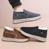 Sapatos de pano de Pequim antigo de cano alto forrados com fleece quentes à prova d'água slip-on sola grossa antiderrapante para meia-idade e idosos botas de algodão para pai dropshipping