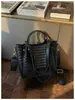 Bolso Tote de Gran Capacidad con Textura Tejida Bolso de Mujer 2026 Nuevo Pequeño de Nicho Bolso de Hombro Cruzado de Mano para el Trabajo Bolso Cubo