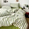 Capa de chão lençol de cama capa de edredom fronha conjunto de três peças para uma pessoa dormitório estudantil roupa de cama listras de blocos de cor coreanas universal para quatro estações novo