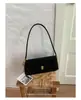 Bolsa de ombro transfronteiriça estilo francês de luxo leve para mulheres, nova bolsa de mão da moda de alto valor para sair, bolsa de ombro estilosa
