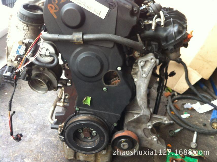 奥迪A6L 2.0T发动机2