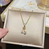 Colar de Aço Titânio Cereja Fresca e Doce para Mulheres, Design de Nicho, Pingente Simples, Corrente para Clavícula Moderna e Versátil
