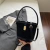 Bolsa Balde para Mulheres 2025 Nova Bolsa Outono Nicho Fashionável Bolsa Feminina Alto Valor Cor Contrastante Estilo Retrô Bolsa Transversal