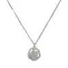 Colar de Zircônia Vazada em Forma de Pétala Estilo Francês Levemente Luxuoso Exquisito Fashion Versátil Corrente para Clavícula com Design Simples e Único