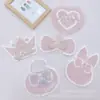 Original del Fabricante DIY Corazón Conejo Corona Cesta de Flores Lazo Bordado para Ropa Accesorios Adornos Parches de Bordado para Ropa