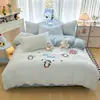 Conjunto de Cama de Chenille Bordado de Inverno Leite Veludo Quatro Peças Lado Duplo Quente Mais Veludo Roupa de Cama Capa de Edredom de Flanela Coral Lençol