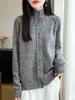 Cardigan de Lã 100% Fio Mesclado Espessado de Dupla Torção com Sete Pontos Gola Alta Feminino Outono/Inverno Suave e Versátil Malha Suéter Casaco