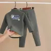 Conjunto de Ropa Interior Térmica para Niños con Forro Polar y Terciopelo Alemán Espesado Ropa de Casa Ropa de Otoño para Bebé y Pantalones Pijamas para Niños y Niñas