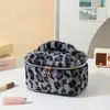 Bolsa de Cosméticos de Felpa Otoño e Invierno Transfronteriza Gran Capacidad Bolsa para Cosméticos de Cuidado de la Piel de Viaje Bolso de Mano de Alto Valor Bolsa de Cosméticos