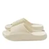 Zapatillas de pareja para baño interior de verano, chanclas de playa para exteriores, sandalias de hombre con suela gruesa 3D tipo nube