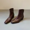 Versão em couro bovino botas femininas slim sola silenciosa salto grosso bico quadrado botas curtas zíper traseiro versátil estilo retrô britânico botas de salto alto