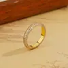 Anel Feminino Elegante de Zircônia Cúbica Brilhante Moda Alta Qualidade 2025 Novo Simples Versátil para Presente de Namorada