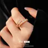 Anel Aberto Exquisito e Luxuoso em Forma de Cobra Cravejado de Zircônia, Anel de Nicho de Alto Padrão com Estilo Moderno e Versátil, Joias para Atacado