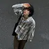 Camisa casual de rayas para hombre en estilo relajado, nueva chaqueta con cuello de estilo holgado para primavera/otoño, camisa de manga larga moderna estilo coreano