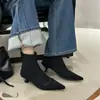 Botas Curtas de Bico Fino Femininas 2026 Outono Inverno Novo Estilo Botas Femininas Botas de Salto Gatinho Botas Curtas de Cano Curto Salto Alto Botas Elegantes Emagrecedoras