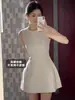 Vestido Blanco Leche de Nuevo Estilo Primaveral con un Toque de Lujo, Impresionantemente Hermoso y Versátil, Perfecto para Vacaciones de Verano