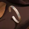 Novo bracelete estilo chinês com flor arabesco pintada a ouro para mulheres, esmalte fosco, design aberto, estilo nacional, bracelete artístico e étnico