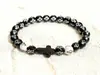 Temu Europa e Estados Unidos pulseira de contas cruzadas preto e branco quente pulseira de cruz para homens e mulheres amantes de pulseira de terço