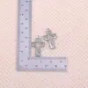 Pingente Cruz Dourada e Prateada Antiga Material Vintage Feito à Mão Acessórios para Joias DIY Pingente de Chaveiro Colar Ornamento