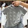 Conjunto de Ropa de Verano para Niñas Nuevo Brillante Láser Gato KT Camiseta de Manga Corta Jeans Bordados con Pedrería Conjunto de Dos Piezas