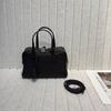 Bolso Tote de Cuero Genuino de Fábrica 2025 Nuevo Cuero de Vaca de Capa Superior Bolso Almohada Boston Bolso de Mano para Viajero de Alta Moda