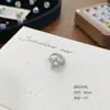 Pendientes de Cobre Ecológicos Versátiles Moda Huecos Pentagrama Ear Cuffs Amigables con los Oídos Dulces Frescos Circonita Trébol Aros