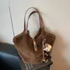 Bolso de mano de felpa para otoño e invierno, bolso de hombro nuevo, moderno y a la moda para mujer 2026, bolso de mano de gran capacidad