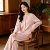 2026 Nuevos Pijamas de Terciopelo Térmico para Mujer Otoño/Invierno Ropa de Casa Cuello Redondo Cardigan Manga Larga Pantalones Largos Engrosados y Cálidos, Se Pueden Usar Afuera