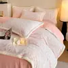 Juego de Cuatro Piezas de Terciopelo de Leche Otoño/Invierno Clase A, Terciopelo Tallado 7D, Funda de Edredón Cálida, Ropa de Cama de Terciopelo Grueso de Doble Cara para Invierno