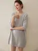 25 Novos Vestidos Longos de Cashmere Grossos de Gola Redonda para Outono e Inverno Vestido Suéter de Tricô Elegante Solto no Joelho Feminino