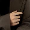 Personalidad europea y americana anillo de letra B versátil diseño nicho anillo para el dedo índice moda estilo frío anillo de alto sentido moda