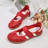 Zapatillas de entrenamiento alemanas, falda de lunares, atuendo de verano de alta gama, perfectas con zapatos estilo Forrest Gump, nuevas zapatillas de mujer con plataforma, diseño elegante, colección 2026