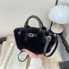 Bolsas de Pelúcia Outono/Inverno para Mulheres 2026 Nova Moda Estilo Coreano Bolsa de Pelo de Nuvem Versátil Bolsa Transversal Pequena Bolsa de Mão Tote